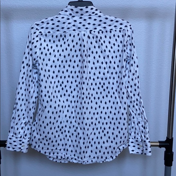 Banana Republic white button down shirt - Picture 2 of 2